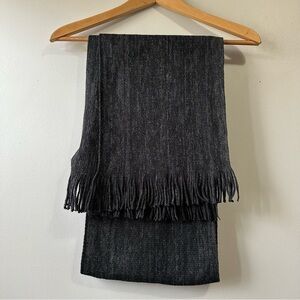 Apt. 9 Charcoal Gray Winter Knit Scarf Black Fringe NWT Minimalist Cabin